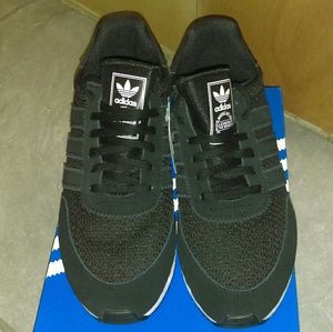 Adidas I5923
